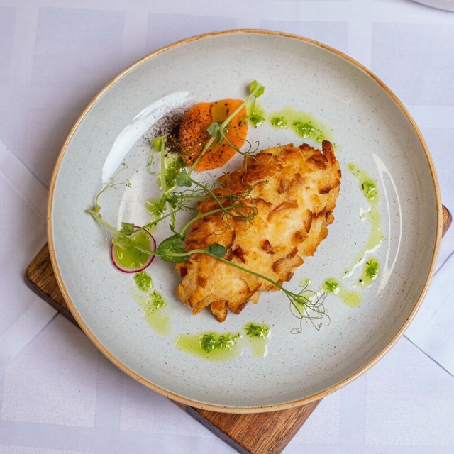 pozharskaya-cutlet-with-stewed-cabbage