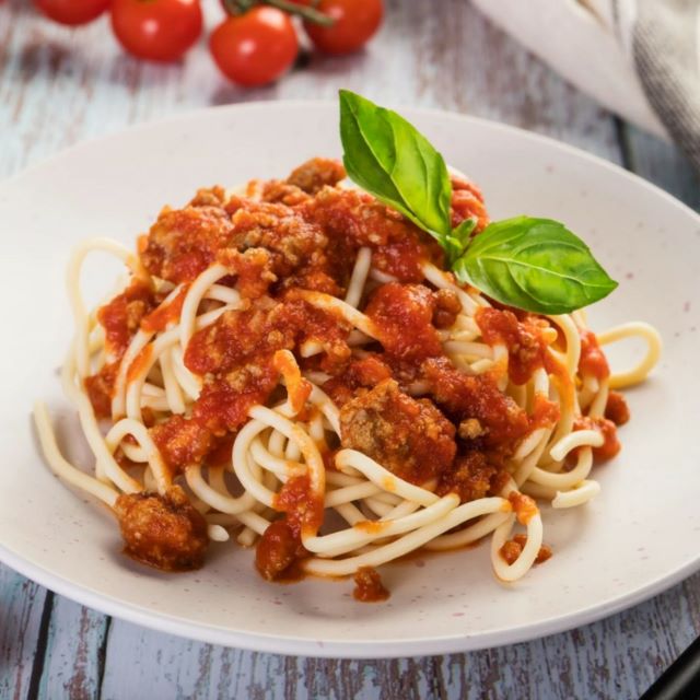 spaghetti-bolognese